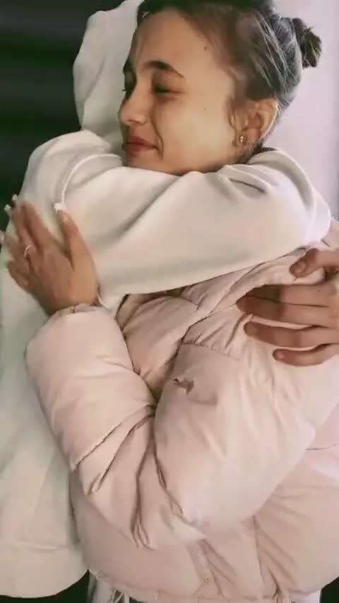 Девочка бандитка но с душою ангела.