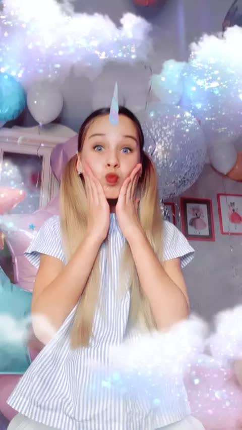 Папа милана некрасова