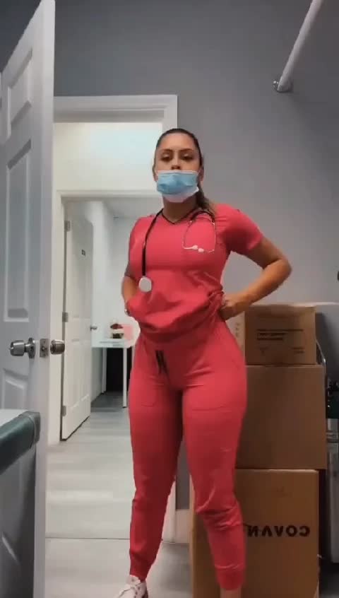 Latinas In Spandex